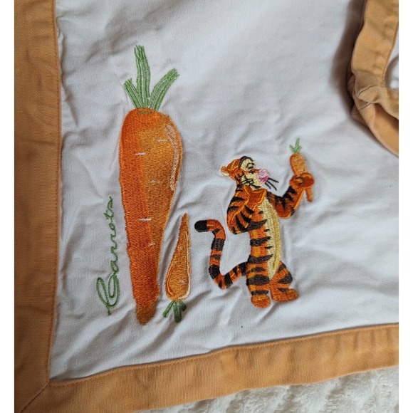 Disney's Winnie the Pooh Tigger Carrots Hand Towel 2pc Kitchen Set Fall Rare - Picture 2 of 6